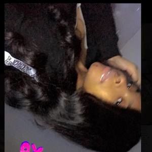 Meet your Posher, Mimi